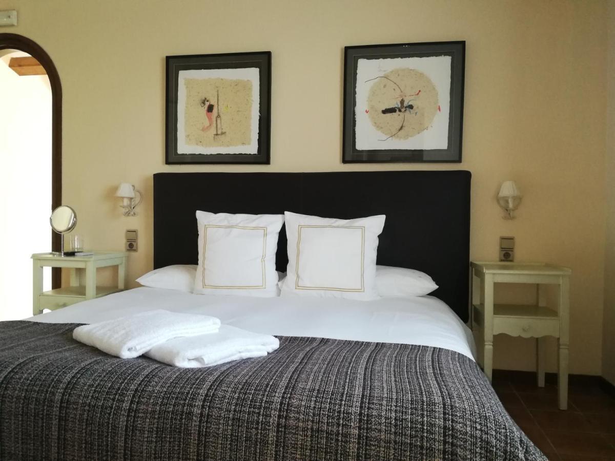 Hotel Rural Cal Ruget Vilobi Del Penedes Екстер'єр фото