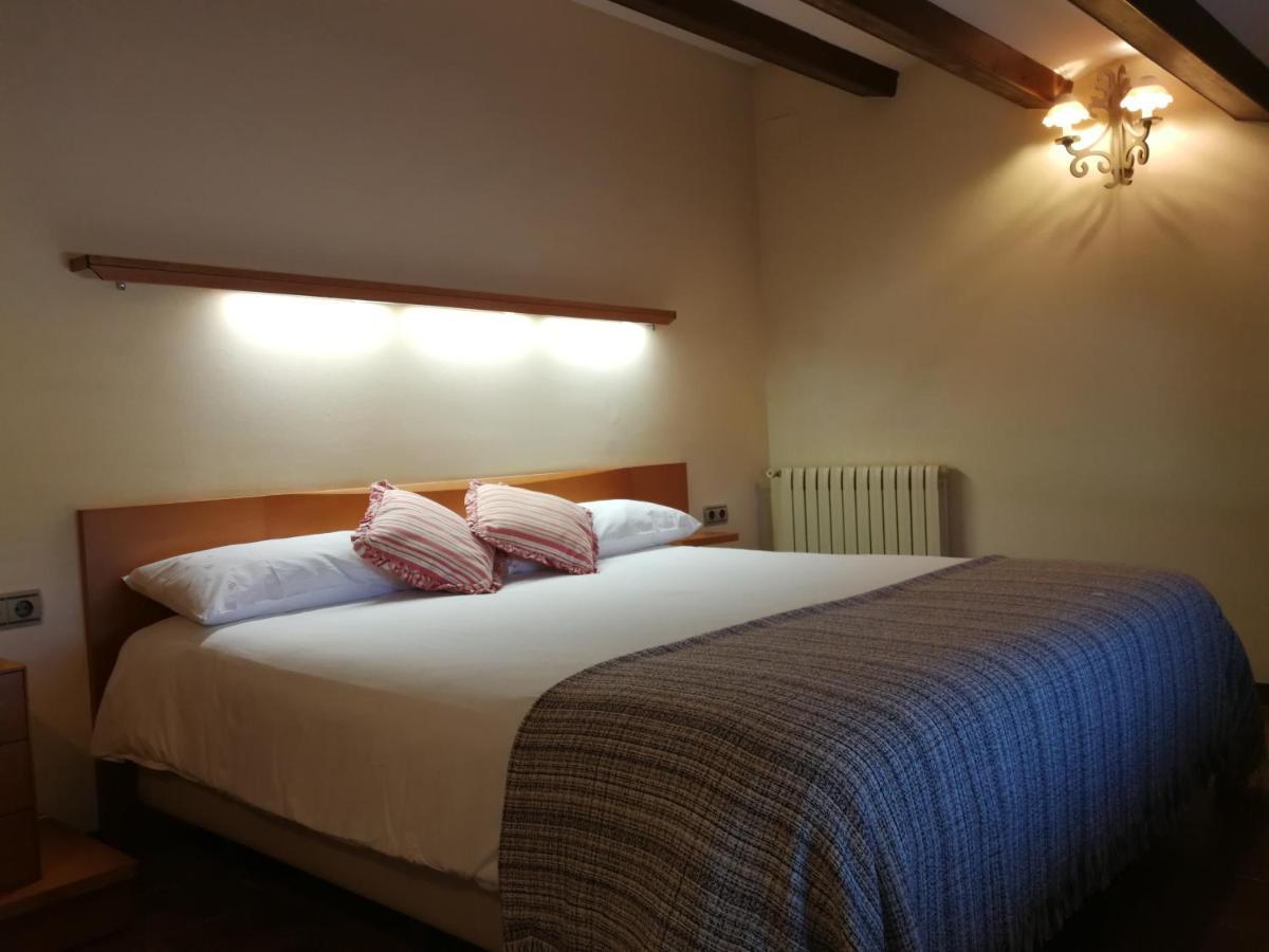 Hotel Rural Cal Ruget Vilobi Del Penedes Екстер'єр фото