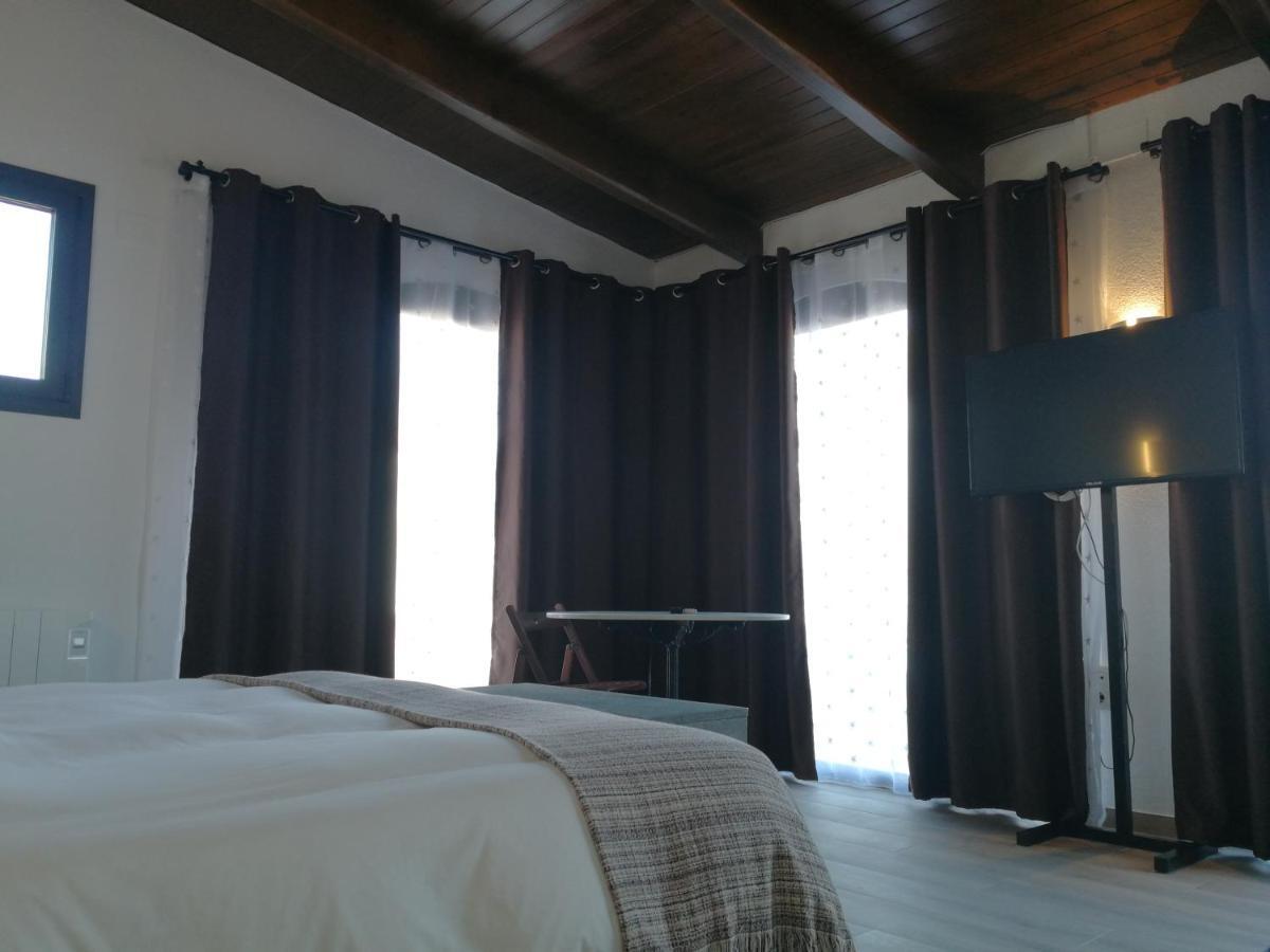 Hotel Rural Cal Ruget Vilobi Del Penedes Екстер'єр фото